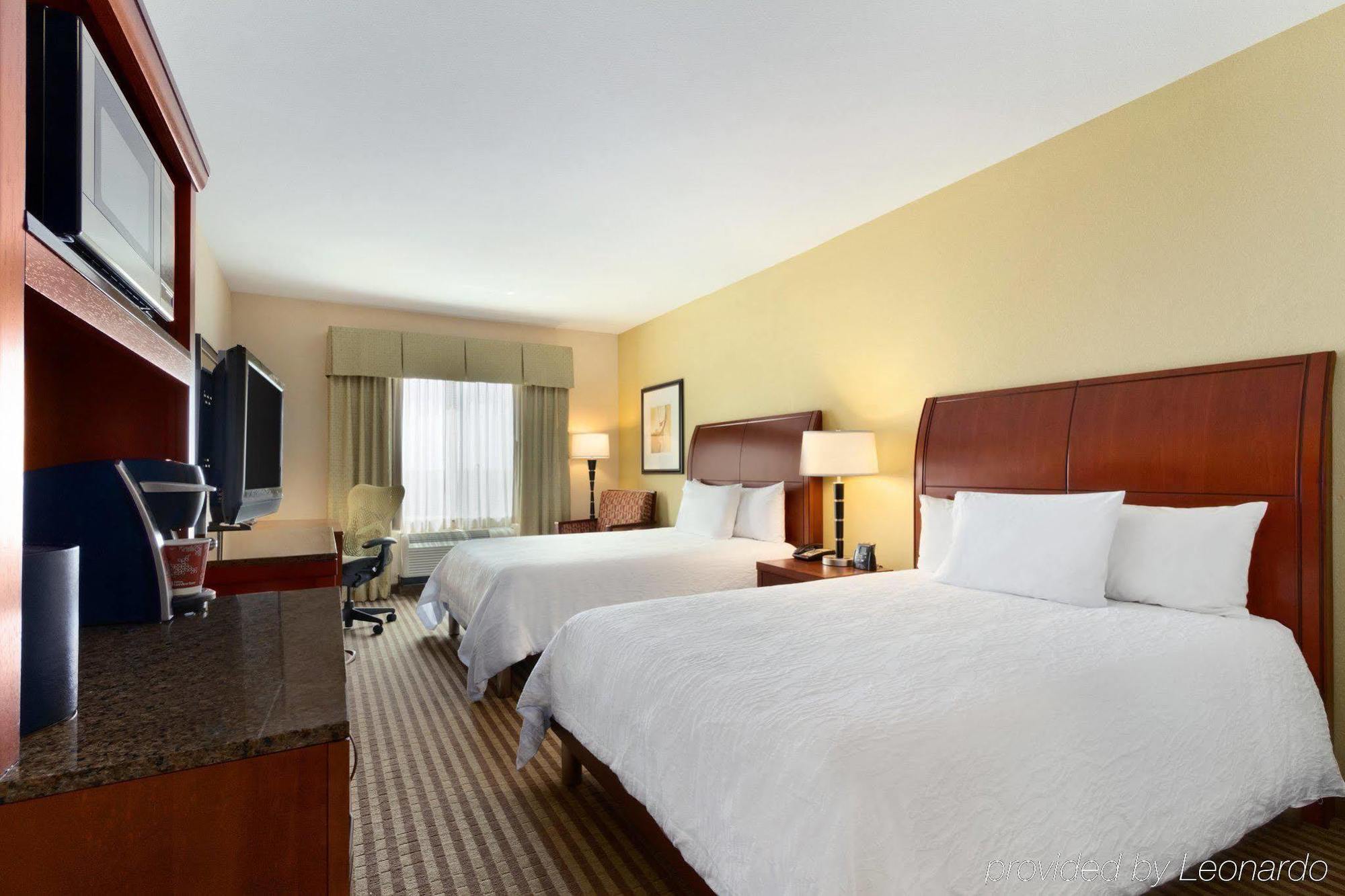 Hilton Garden Houston/clear Nasa Webster